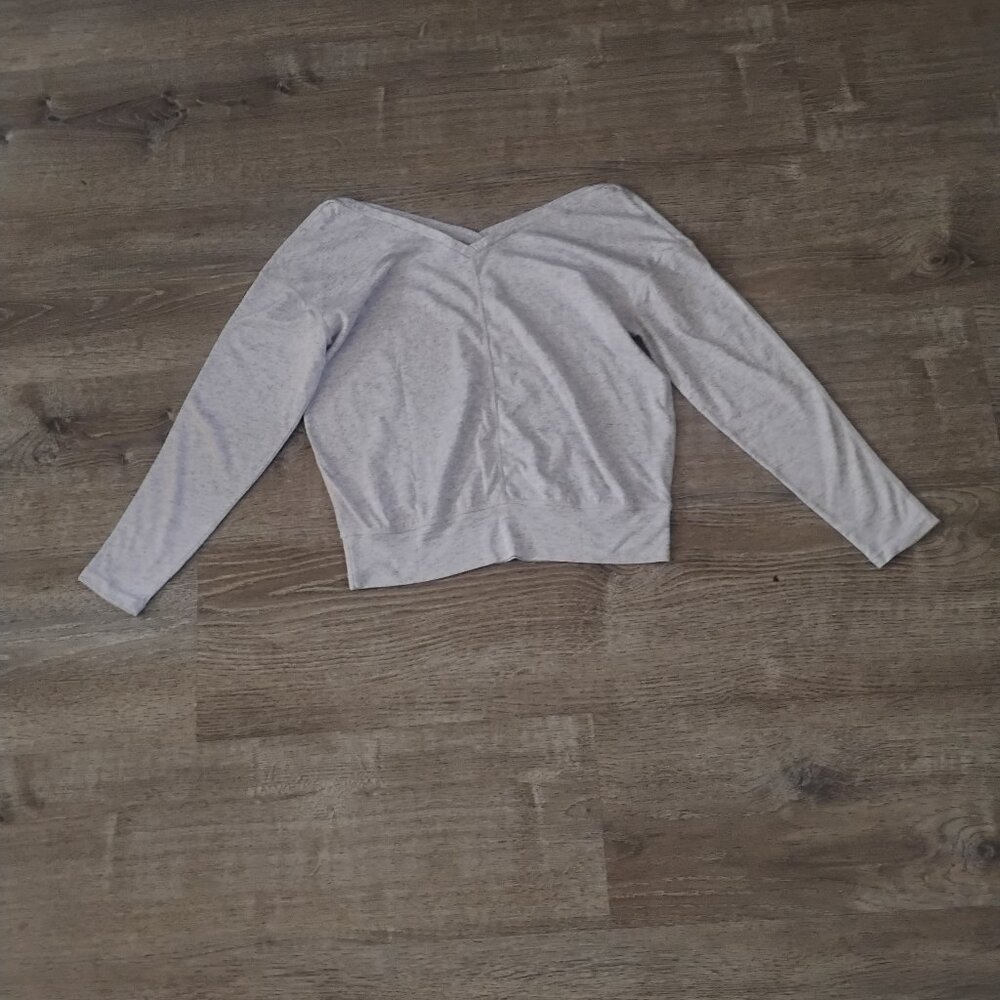 prAna Gray Heathered V-Neck Long Sleeve Top